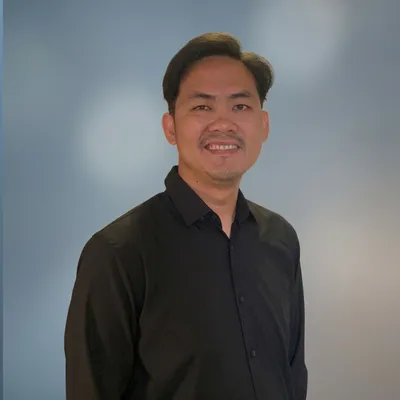 Yulius - Land & Property Consultant